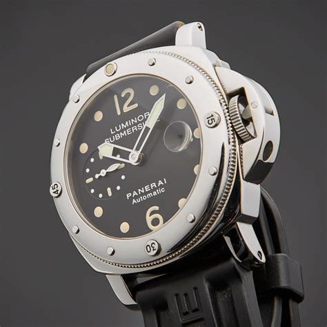 panerai luminor submersible automatic